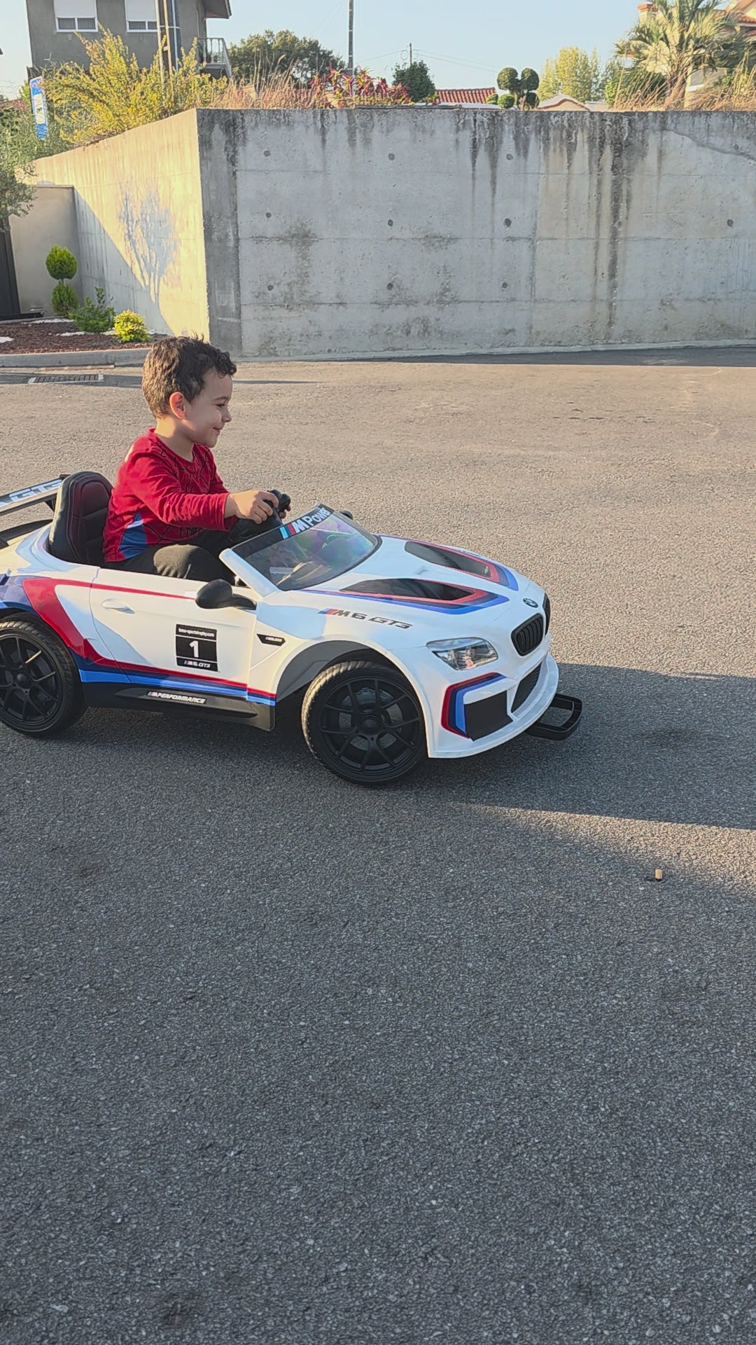 Carregar vídeo: Vídeo de apresentação do CarKids